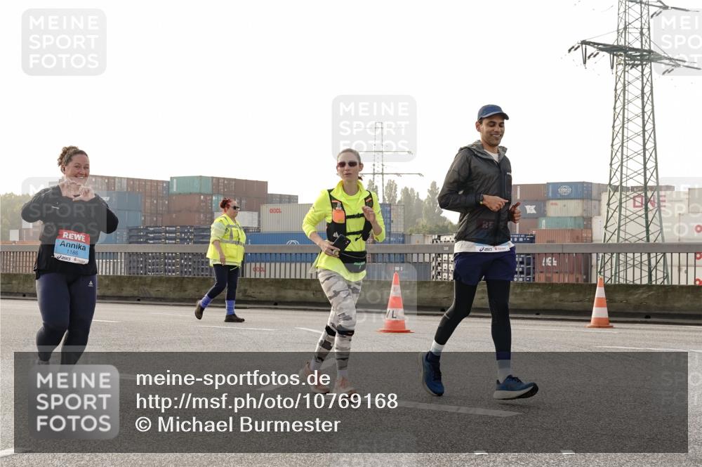 03.10.2026 - Köhlbrandbrückenlauf Michael Burmester http://msf.ph/oto/10769168 03.10.2026 09:29:22 Position 3 1186, 5 meine-sportfotos.de