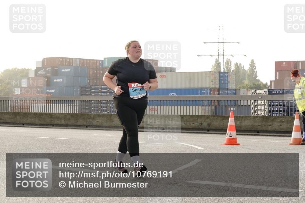 03.10.2026 - Köhlbrandbrückenlauf Michael Burmester http://msf.ph/oto/10769191 03.10.2026 09:29:31 Position 3 3577 meine-sportfotos.de