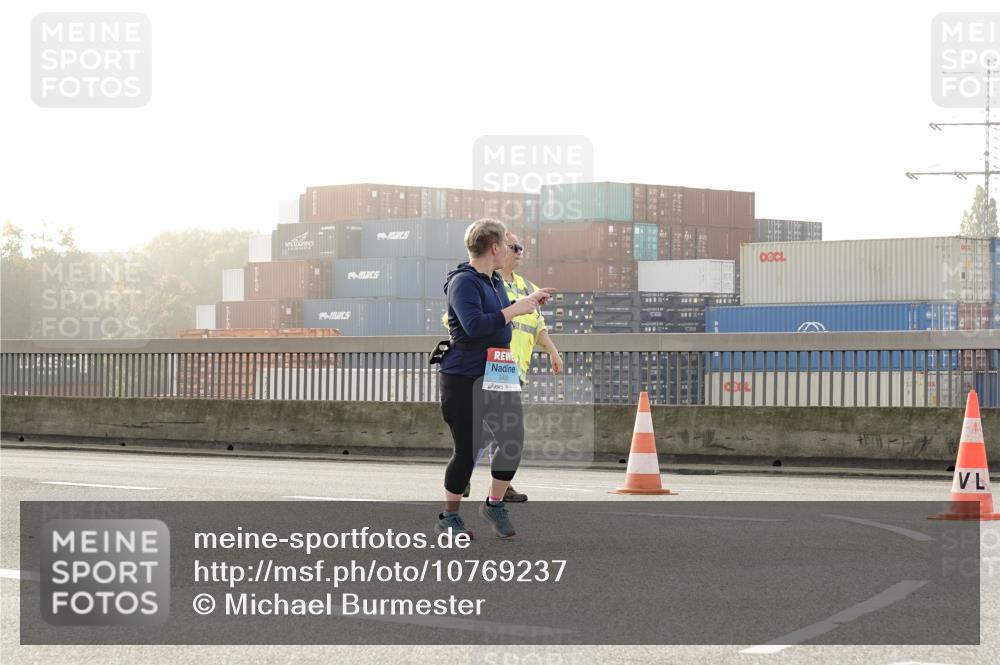 03.10.2026 - Köhlbrandbrückenlauf Michael Burmester http://msf.ph/oto/10769237 03.10.2026 09:30:43 Position 3 3430 meine-sportfotos.de