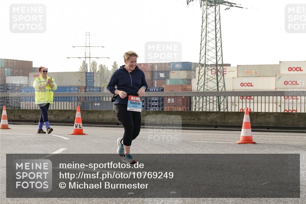 03.10.2026 - Köhlbrandbrückenlauf Michael Burmester http://msf.ph/oto/10769249 03.10.2026 09:30:46 Position 3 3430 meine-sportfotos.de