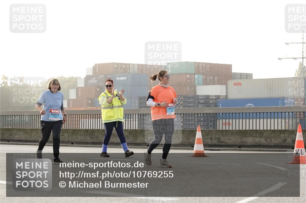 03.10.2026 - Köhlbrandbrückenlauf Michael Burmester http://msf.ph/oto/10769255 03.10.2026 09:31:32 Position 3  meine-sportfotos.de