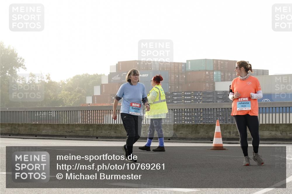 03.10.2026 - Köhlbrandbrückenlauf Michael Burmester http://msf.ph/oto/10769261 03.10.2026 09:31:34 Position 3 3, 3628 meine-sportfotos.de