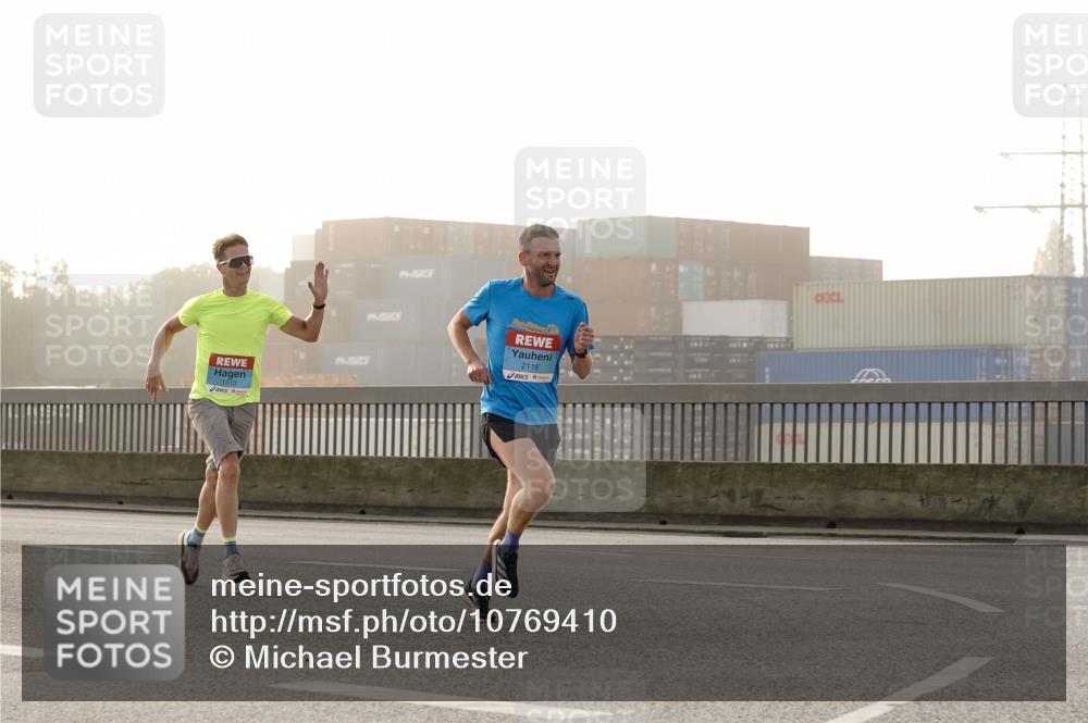 03.10.2026 - Köhlbrandbrückenlauf Michael Burmester http://msf.ph/oto/10769410 03.10.2026 09:11:14 Position 3 1310, 4, 2116 meine-sportfotos.de