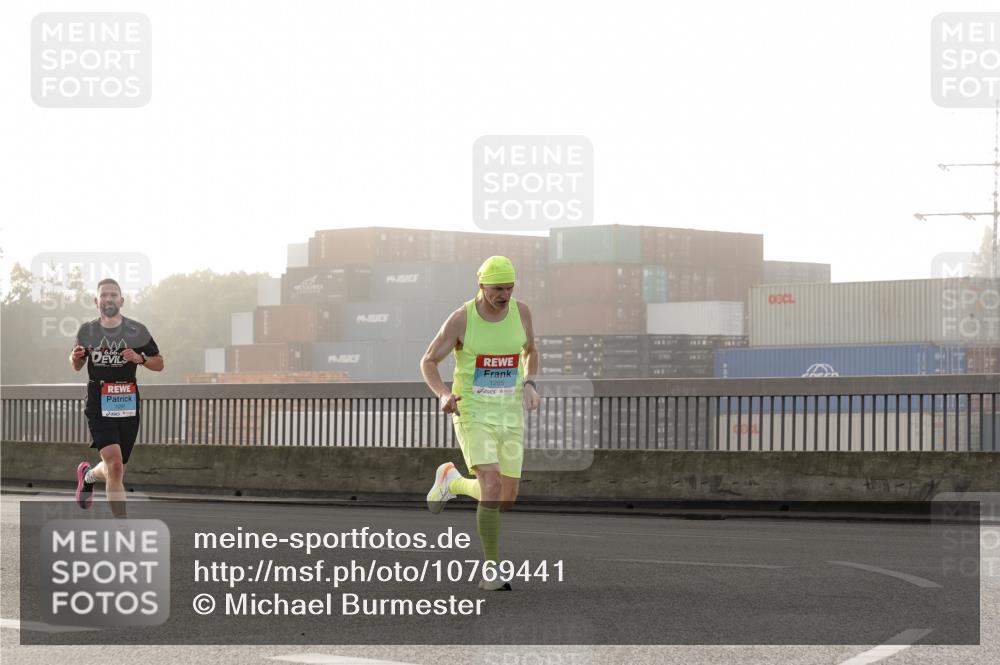 03.10.2026 - Köhlbrandbrückenlauf Michael Burmester http://msf.ph/oto/10769441 03.10.2026 09:11:26 Position 3 1091, 1265 meine-sportfotos.de