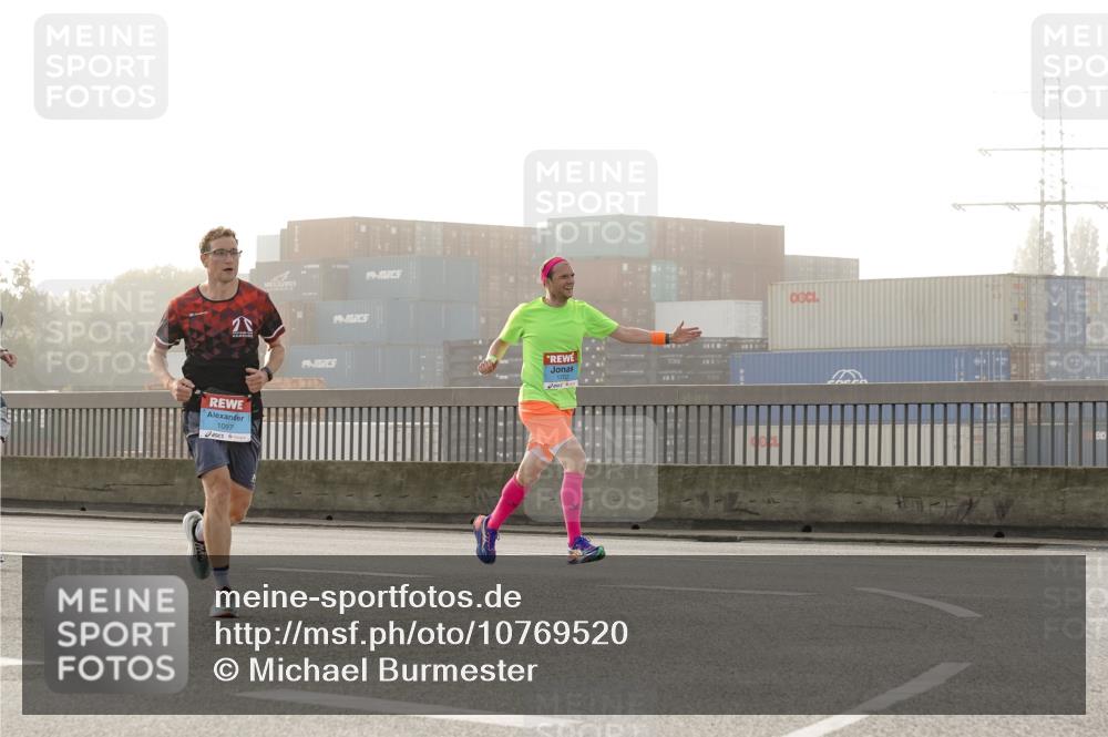 03.10.2026 - Köhlbrandbrückenlauf Michael Burmester http://msf.ph/oto/10769520 03.10.2026 09:11:47 Position 3 1097, 19, 1702 meine-sportfotos.de