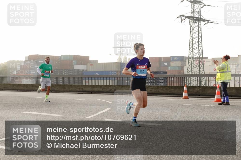 03.10.2026 - Köhlbrandbrückenlauf Michael Burmester http://msf.ph/oto/10769621 03.10.2026 09:12:06 Position 3 1357 meine-sportfotos.de