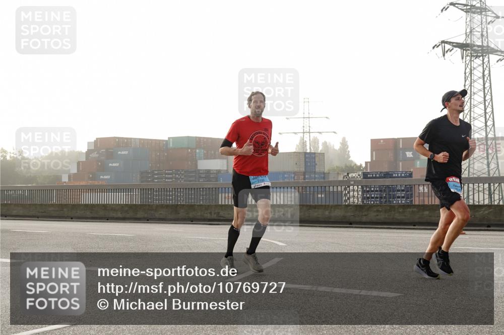 03.10.2026 - Köhlbrandbrückenlauf Michael Burmester http://msf.ph/oto/10769727 03.10.2026 09:12:24 Position 3 2198 meine-sportfotos.de