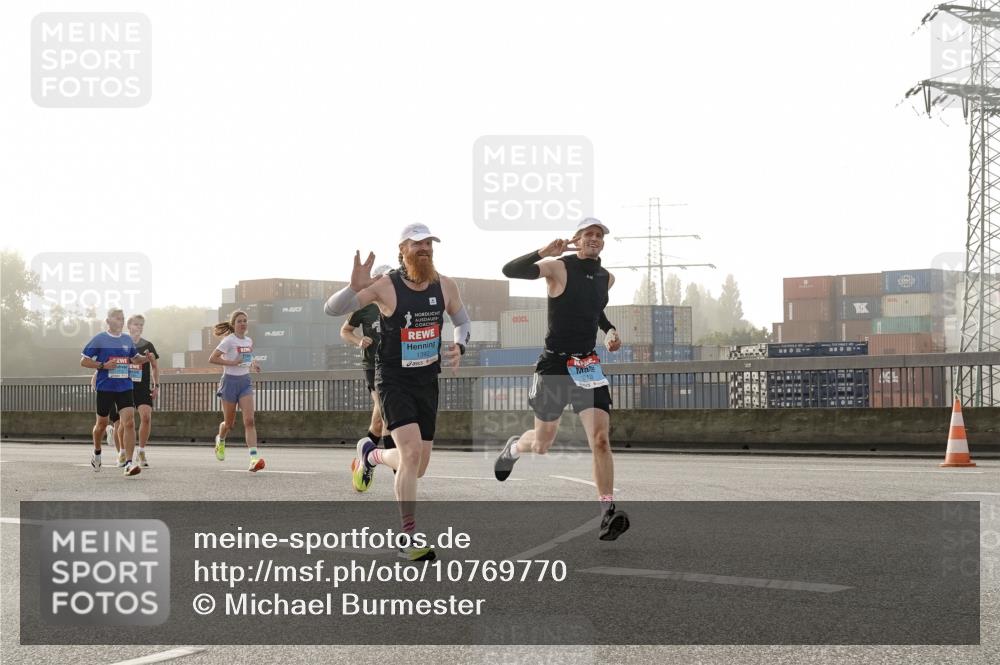 03.10.2026 - Köhlbrandbrückenlauf Michael Burmester http://msf.ph/oto/10769770 03.10.2026 09:12:33 Position 3 212, 5 meine-sportfotos.de