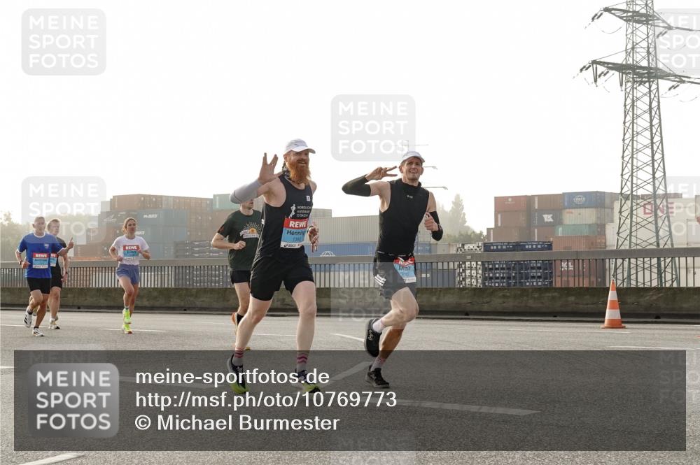 03.10.2026 - Köhlbrandbrückenlauf Michael Burmester http://msf.ph/oto/10769773 03.10.2026 09:12:33 Position 3 1392, 213 meine-sportfotos.de