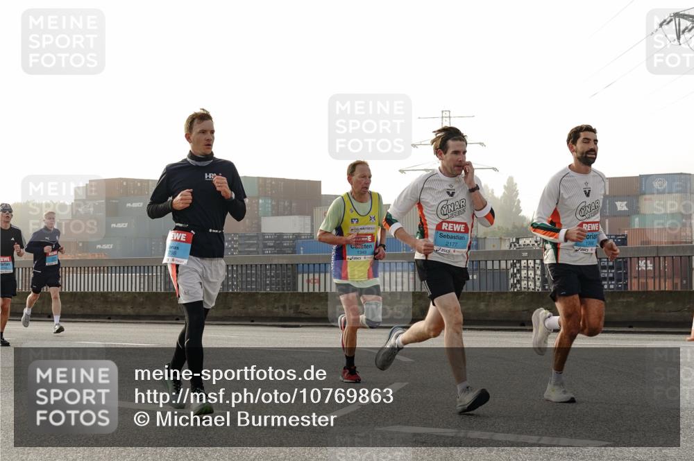 03.10.2026 - Köhlbrandbrückenlauf Michael Burmester http://msf.ph/oto/10769863 03.10.2026 09:12:46 Position 3 2133, 798, 1349, 2177, 1066 meine-sportfotos.de