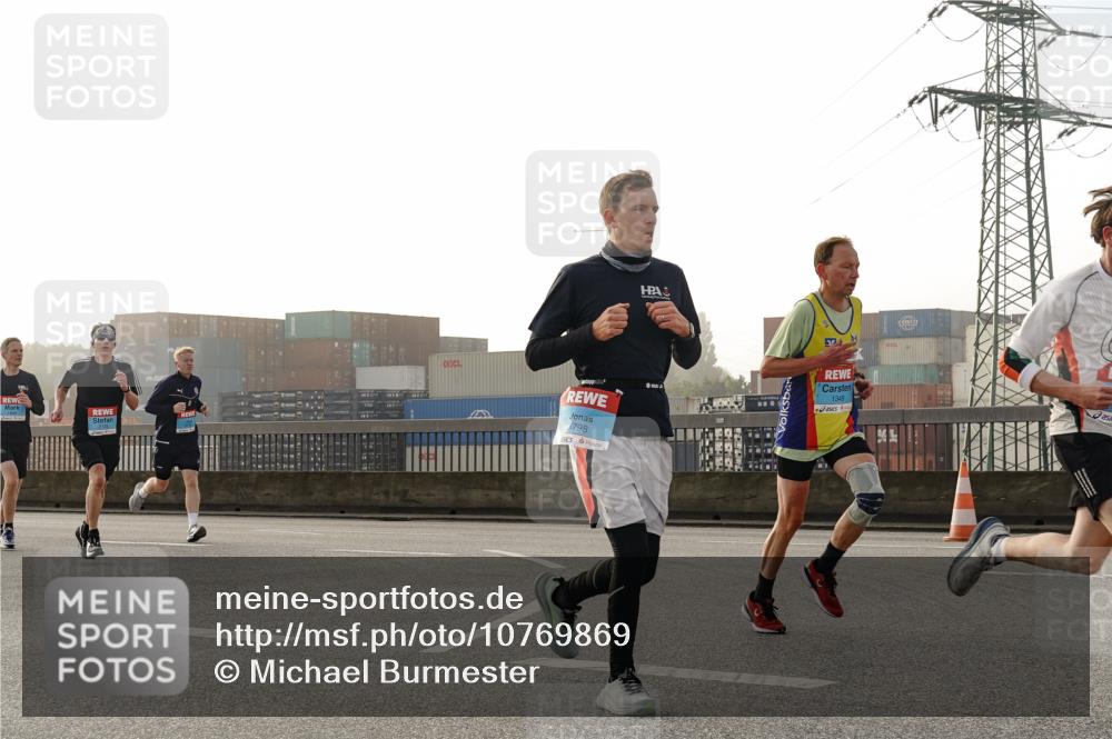 03.10.2026 - Köhlbrandbrückenlauf Michael Burmester http://msf.ph/oto/10769869 03.10.2026 09:12:47 Position 3 3798, 1349 meine-sportfotos.de