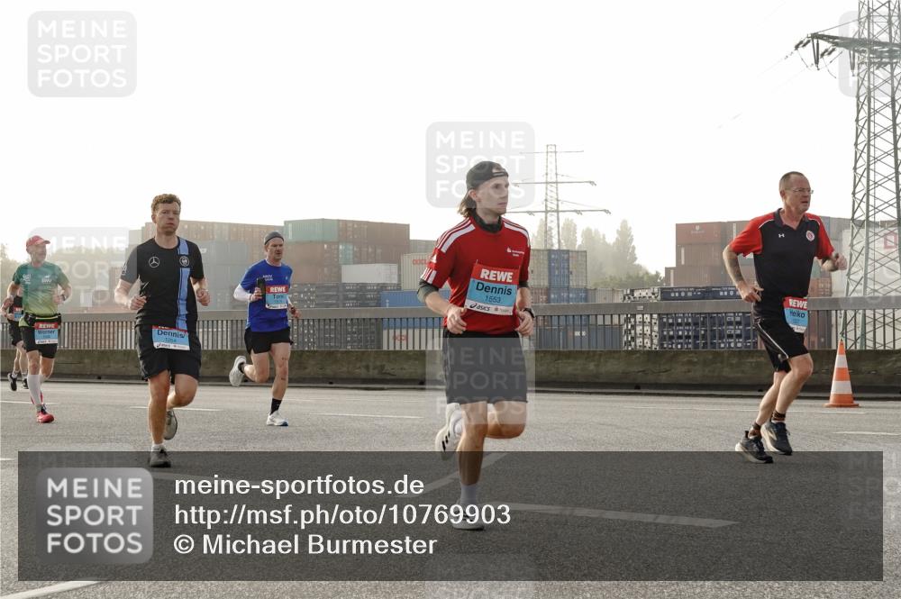 03.10.2026 - Köhlbrandbrückenlauf Michael Burmester http://msf.ph/oto/10769903 03.10.2026 09:12:53 Position 3 1264, 1553 meine-sportfotos.de