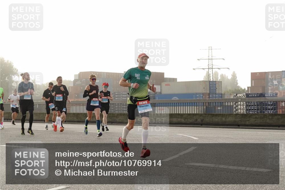 03.10.2026 - Köhlbrandbrückenlauf Michael Burmester http://msf.ph/oto/10769914 03.10.2026 09:12:55 Position 3 1506 meine-sportfotos.de