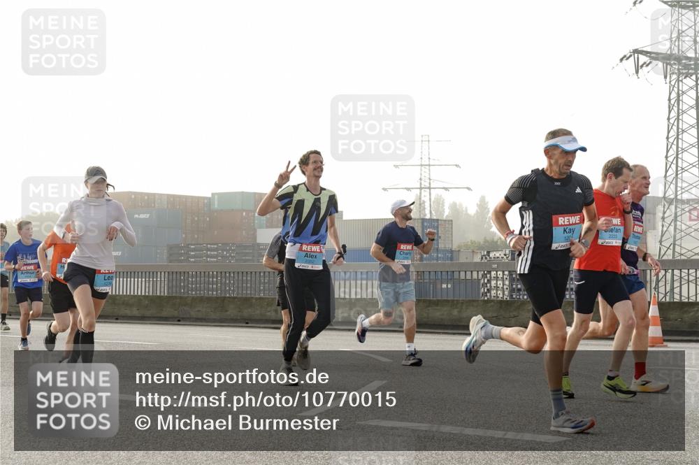 03.10.2026 - Köhlbrandbrückenlauf Michael Burmester http://msf.ph/oto/10770015 03.10.2026 09:13:08 Position 3 1204 meine-sportfotos.de