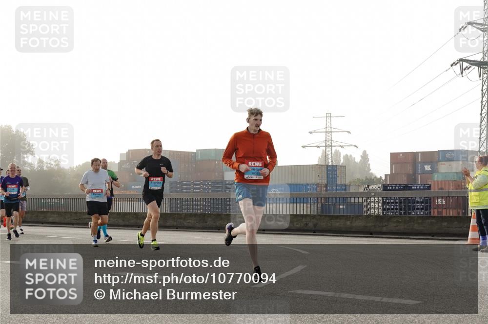 03.10.2026 - Köhlbrandbrückenlauf Michael Burmester http://msf.ph/oto/10770094 03.10.2026 09:13:19 Position 3 1008 meine-sportfotos.de