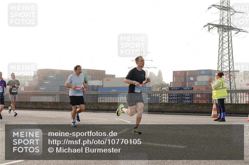 03.10.2026 - Köhlbrandbrückenlauf Michael Burmester http://msf.ph/oto/10770105 03.10.2026 09:13:21 Position 3  meine-sportfotos.de