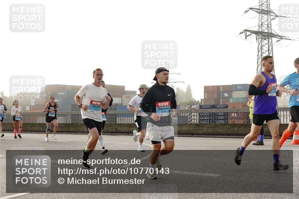 03.10.2026 - Köhlbrandbrückenlauf Michael Burmester http://msf.ph/oto/10770143 03.10.2026 09:13:25 Position 3 1101, 2099 meine-sportfotos.de