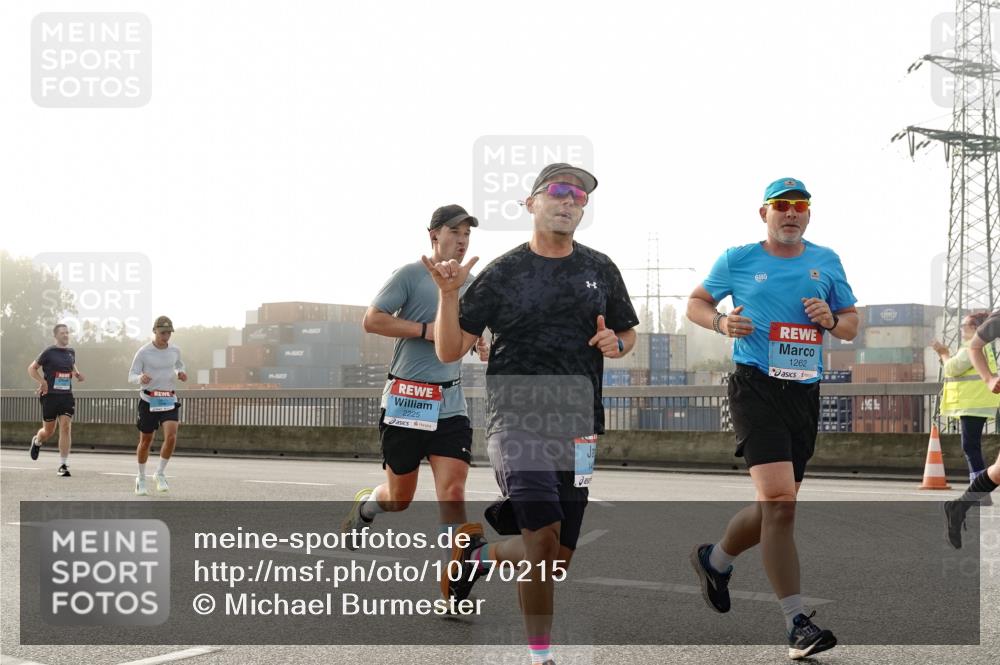 03.10.2026 - Köhlbrandbrückenlauf Michael Burmester http://msf.ph/oto/10770215 03.10.2026 09:13:34 Position 3 2225, 1262 meine-sportfotos.de