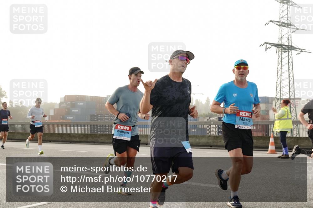 03.10.2026 - Köhlbrandbrückenlauf Michael Burmester http://msf.ph/oto/10770217 03.10.2026 09:13:34 Position 3 2225, 1262 meine-sportfotos.de
