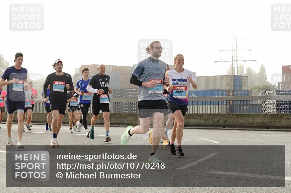 03.10.2026 - Köhlbrandbrückenlauf Michael Burmester http://msf.ph/oto/10770248 03.10.2026 09:13:43 Position 3 2145, 2137, 1355, 70, 3, 1298, 2368 meine-sportfotos.de