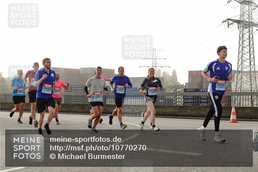 03.10.2026 - Köhlbrandbrückenlauf Michael Burmester http://msf.ph/oto/10770270 03.10.2026 09:13:46 Position 3 1829, 2381 meine-sportfotos.de