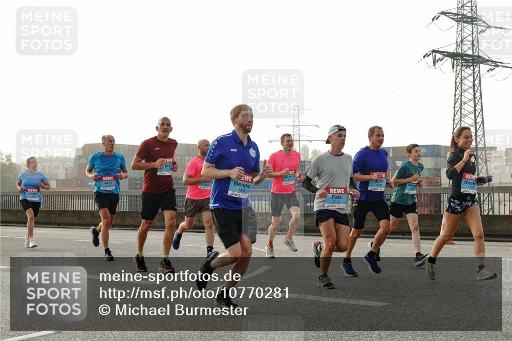 03.10.2026 - Köhlbrandbrückenlauf Michael Burmester http://msf.ph/oto/10770281 03.10.2026 09:13:47 Position 3 2150, 1829, 2182, 2138, 2368 meine-sportfotos.de