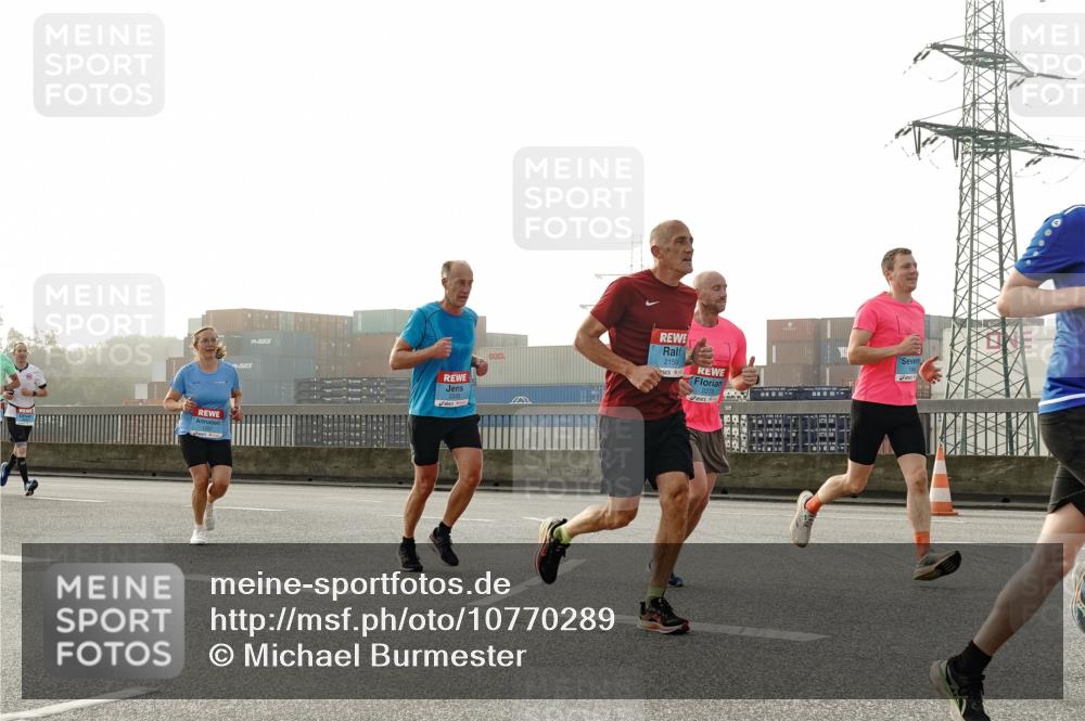 03.10.2026 - Köhlbrandbrückenlauf Michael Burmester http://msf.ph/oto/10770289 03.10.2026 09:13:47 Position 3 2150 meine-sportfotos.de