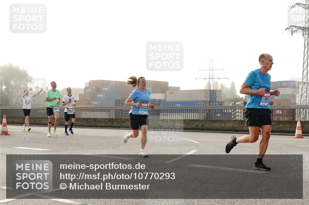 03.10.2026 - Köhlbrandbrückenlauf Michael Burmester http://msf.ph/oto/10770293 03.10.2026 09:13:48 Position 3 1267 meine-sportfotos.de