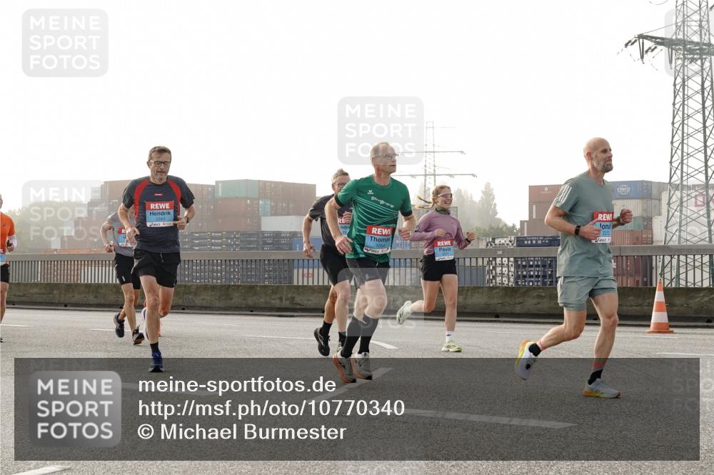 03.10.2026 - Köhlbrandbrückenlauf Michael Burmester http://msf.ph/oto/10770340 03.10.2026 09:13:54 Position 3 2243 meine-sportfotos.de