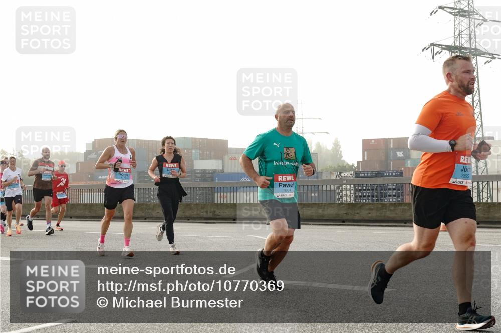 03.10.2026 - Köhlbrandbrückenlauf Michael Burmester http://msf.ph/oto/10770369 03.10.2026 09:13:57 Position 3 1604, 2395 meine-sportfotos.de