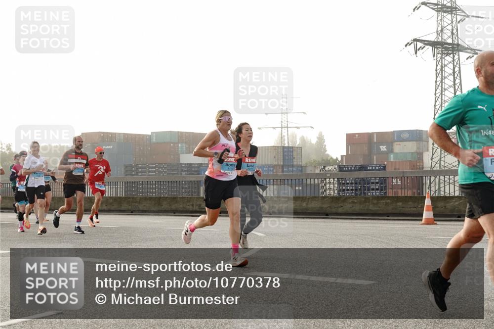 03.10.2026 - Köhlbrandbrückenlauf Michael Burmester http://msf.ph/oto/10770378 03.10.2026 09:13:58 Position 3 1175, 2127 meine-sportfotos.de