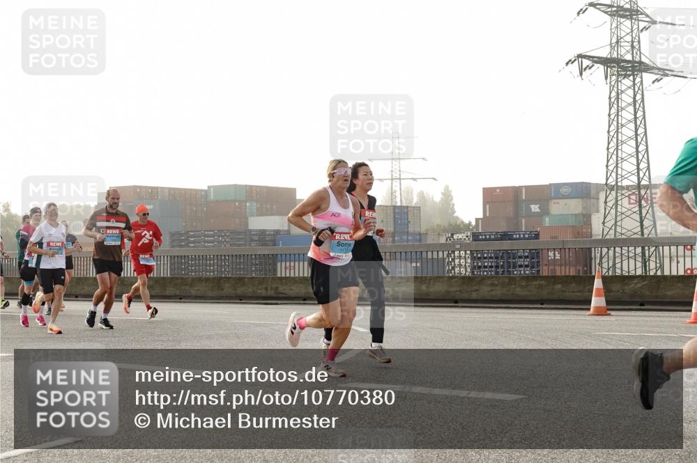 03.10.2026 - Köhlbrandbrückenlauf Michael Burmester http://msf.ph/oto/10770380 03.10.2026 09:13:58 Position 3 1179 meine-sportfotos.de