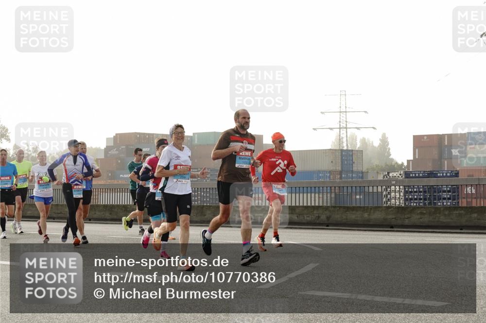 03.10.2026 - Köhlbrandbrückenlauf Michael Burmester http://msf.ph/oto/10770386 03.10.2026 09:14:00 Position 3  meine-sportfotos.de