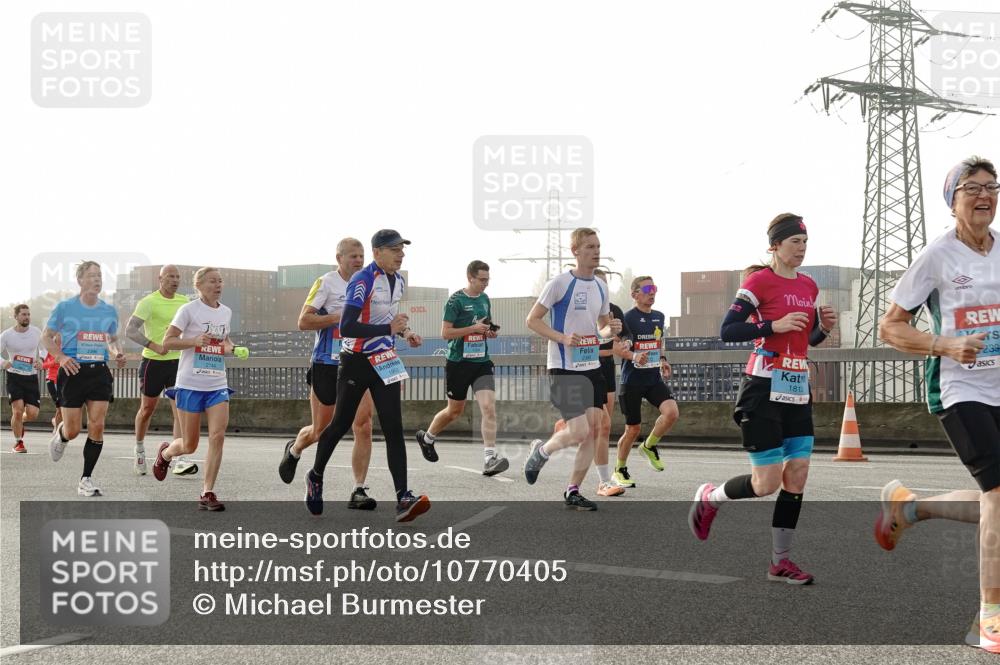 03.10.2026 - Köhlbrandbrückenlauf Michael Burmester http://msf.ph/oto/10770405 03.10.2026 09:14:01 Position 3 1953, 1812, 239 meine-sportfotos.de