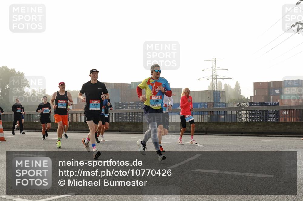 03.10.2026 - Köhlbrandbrückenlauf Michael Burmester http://msf.ph/oto/10770426 03.10.2026 09:14:04 Position 3 1152 meine-sportfotos.de