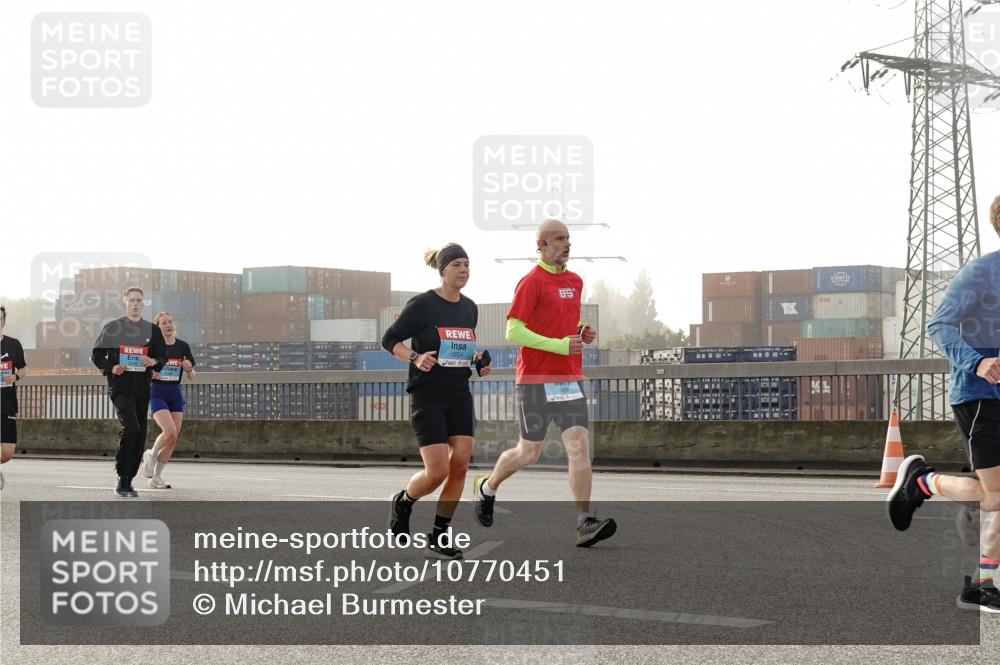 03.10.2026 - Köhlbrandbrückenlauf Michael Burmester http://msf.ph/oto/10770451 03.10.2026 09:14:07 Position 3 2224 meine-sportfotos.de