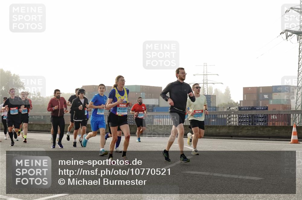 03.10.2026 - Köhlbrandbrückenlauf Michael Burmester http://msf.ph/oto/10770521 03.10.2026 09:14:17 Position 3 1343 meine-sportfotos.de