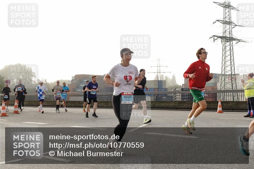 03.10.2026 - Köhlbrandbrückenlauf Michael Burmester http://msf.ph/oto/10770559 03.10.2026 09:14:22 Position 3 2382 meine-sportfotos.de