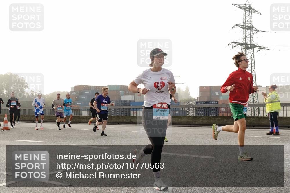 03.10.2026 - Köhlbrandbrückenlauf Michael Burmester http://msf.ph/oto/10770563 03.10.2026 09:14:22 Position 3 2382 meine-sportfotos.de