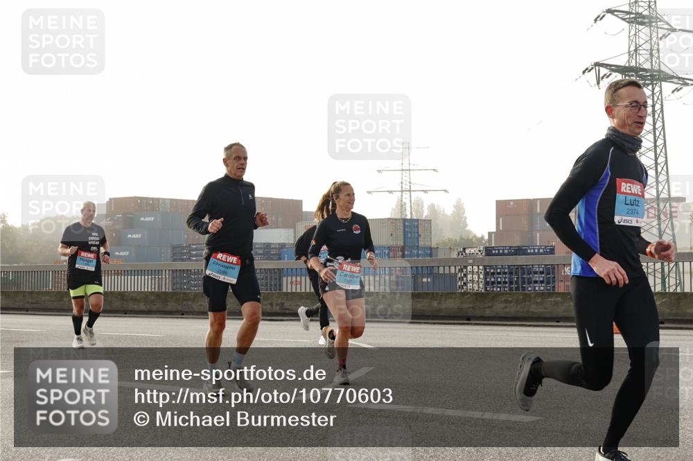 03.10.2026 - Köhlbrandbrückenlauf Michael Burmester http://msf.ph/oto/10770603 03.10.2026 09:14:27 Position 3 117, 19, 2288, 1787, 2374 meine-sportfotos.de