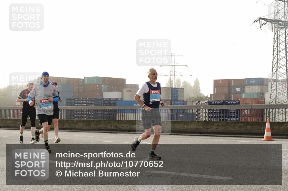 03.10.2026 - Köhlbrandbrückenlauf Michael Burmester http://msf.ph/oto/10770652 03.10.2026 09:14:36 Position 3 3797 meine-sportfotos.de