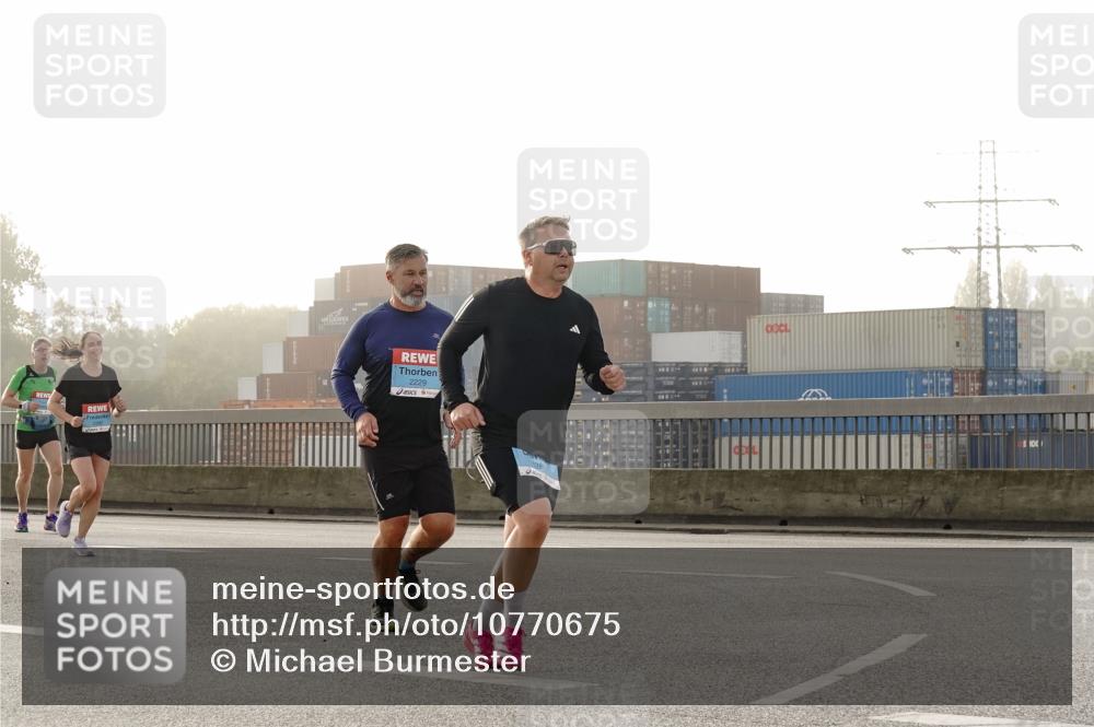 03.10.2026 - Köhlbrandbrückenlauf Michael Burmester http://msf.ph/oto/10770675 03.10.2026 09:14:41 Position 3 2229 meine-sportfotos.de