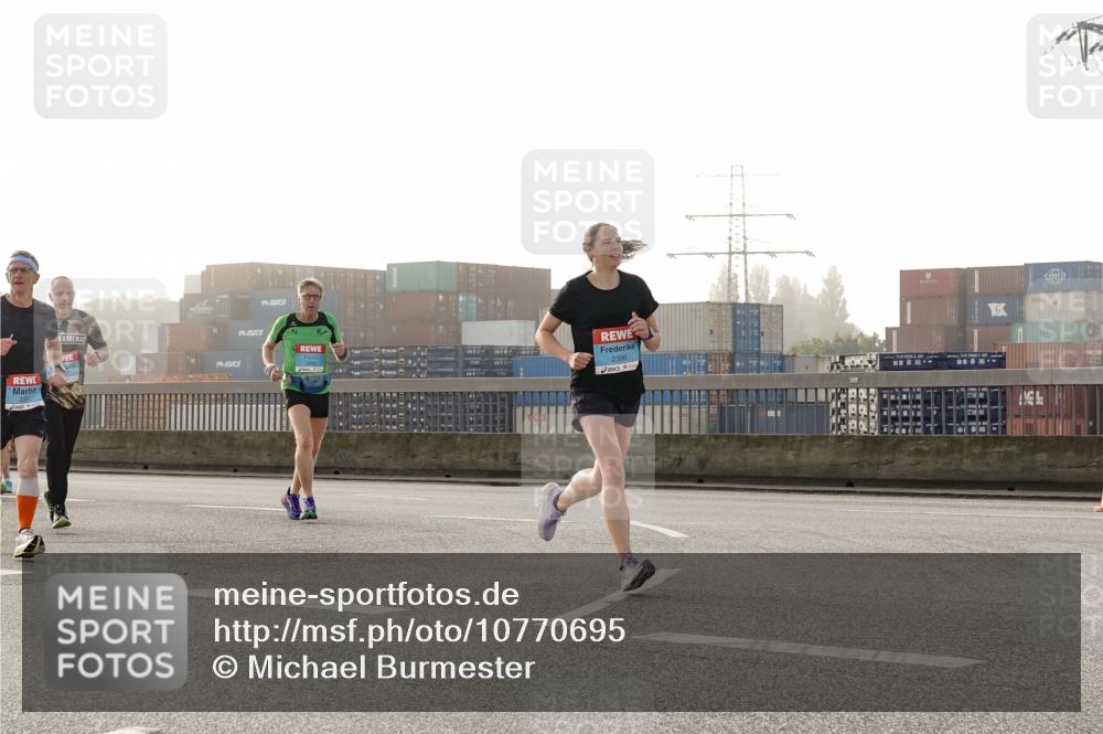 03.10.2026 - Köhlbrandbrückenlauf Michael Burmester http://msf.ph/oto/10770695 03.10.2026 09:14:44 Position 3 2390 meine-sportfotos.de