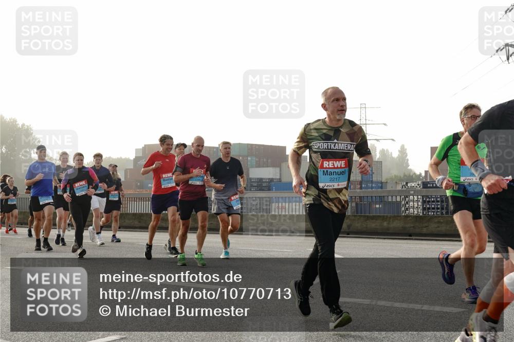 03.10.2026 - Köhlbrandbrückenlauf Michael Burmester http://msf.ph/oto/10770713 03.10.2026 09:14:47 Position 3 2217 meine-sportfotos.de