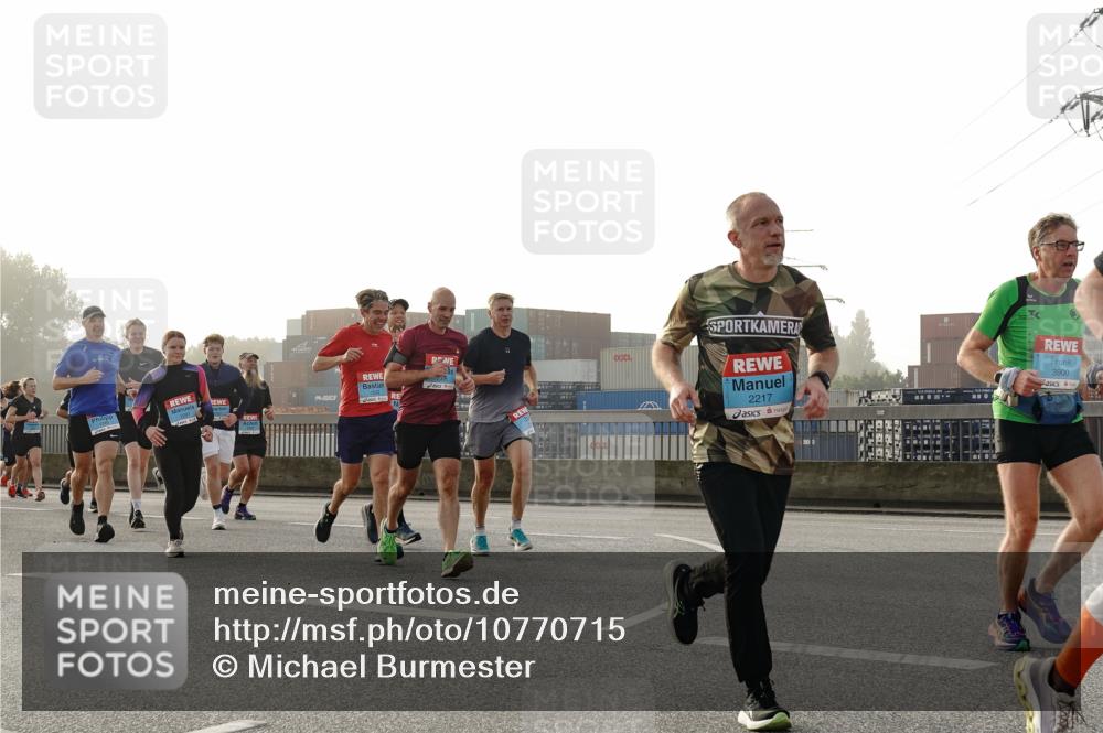 03.10.2026 - Köhlbrandbrückenlauf Michael Burmester http://msf.ph/oto/10770715 03.10.2026 09:14:47 Position 3 2217, 3900 meine-sportfotos.de