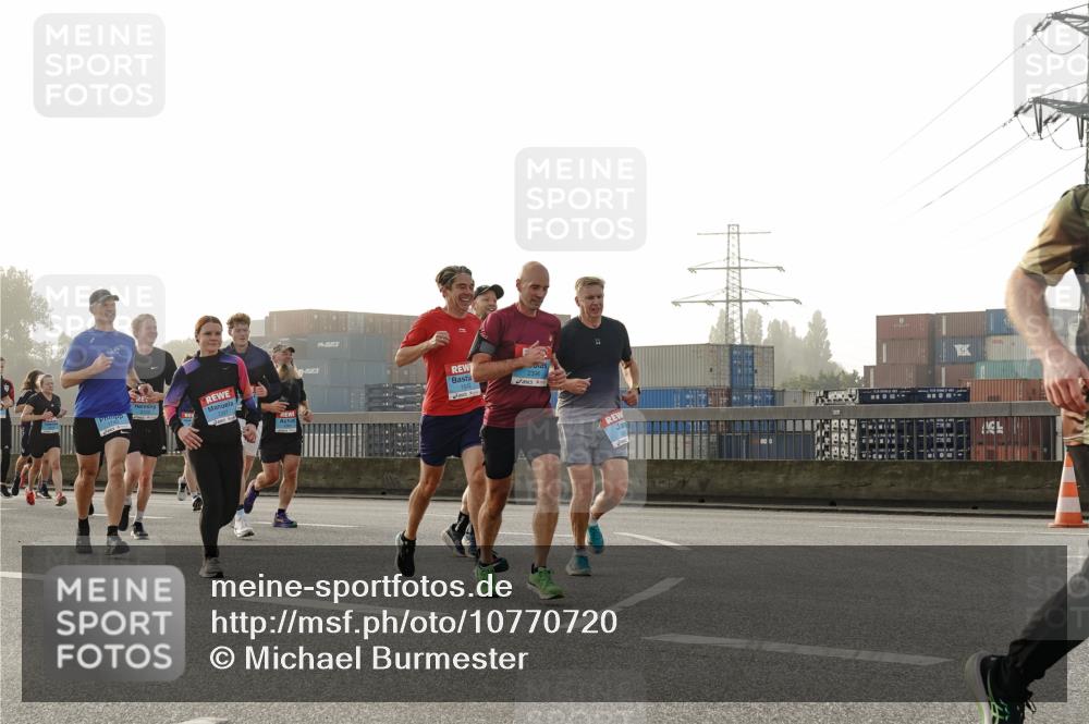 03.10.2026 - Köhlbrandbrückenlauf Michael Burmester http://msf.ph/oto/10770720 03.10.2026 09:14:47 Position 3 2396 meine-sportfotos.de