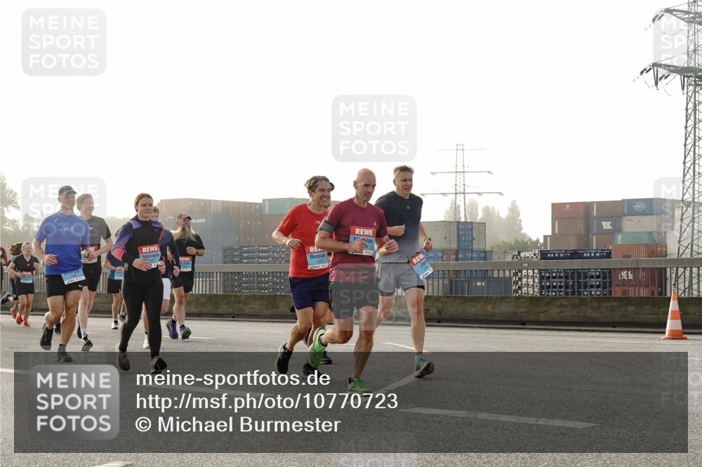 03.10.2026 - Köhlbrandbrückenlauf Michael Burmester http://msf.ph/oto/10770723 03.10.2026 09:14:47 Position 3 1572 meine-sportfotos.de