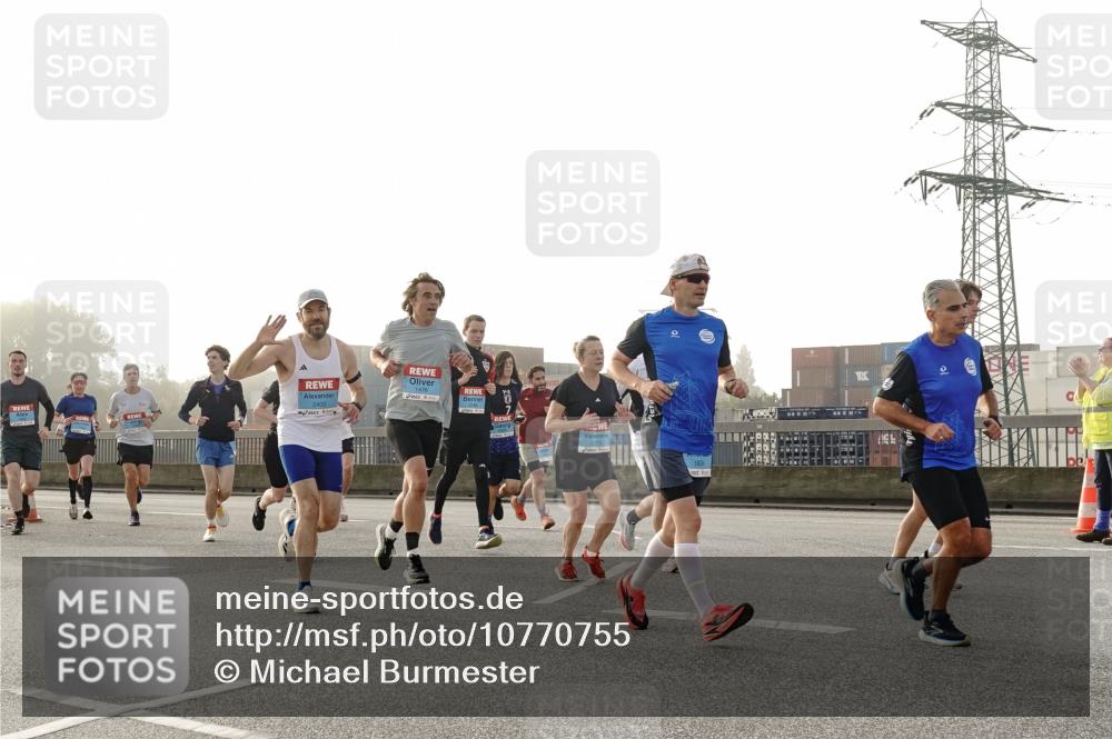 03.10.2026 - Köhlbrandbrückenlauf Michael Burmester http://msf.ph/oto/10770755 03.10.2026 09:14:52 Position 3 1476, 2185 meine-sportfotos.de