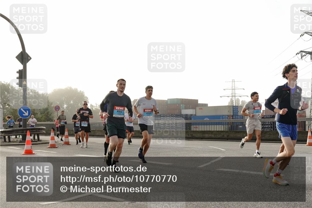 03.10.2026 - Köhlbrandbrückenlauf Michael Burmester http://msf.ph/oto/10770770 03.10.2026 09:14:55 Position 3 361 meine-sportfotos.de