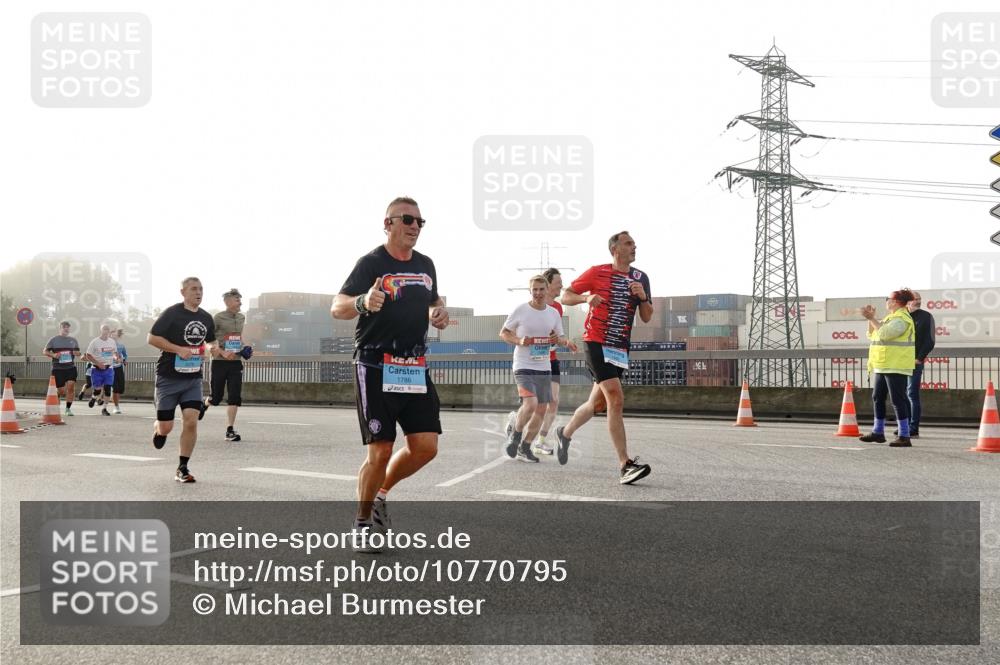 03.10.2026 - Köhlbrandbrückenlauf Michael Burmester http://msf.ph/oto/10770795 03.10.2026 09:14:58 Position 3 1786 meine-sportfotos.de